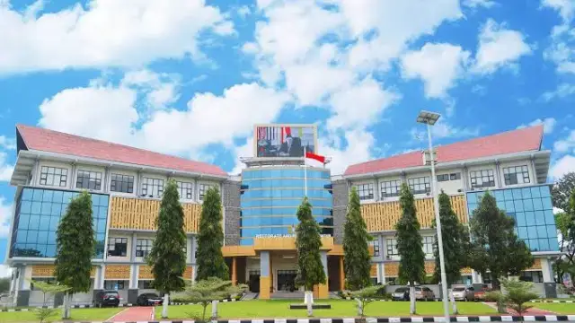 Universitas Negeri Padang (UNP)